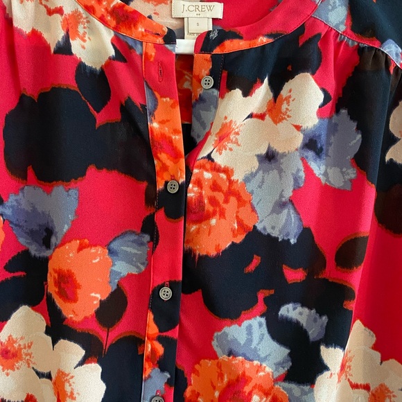 LOFT Vibrant Floral Blouse in Red and Black - Picture 2 of 3